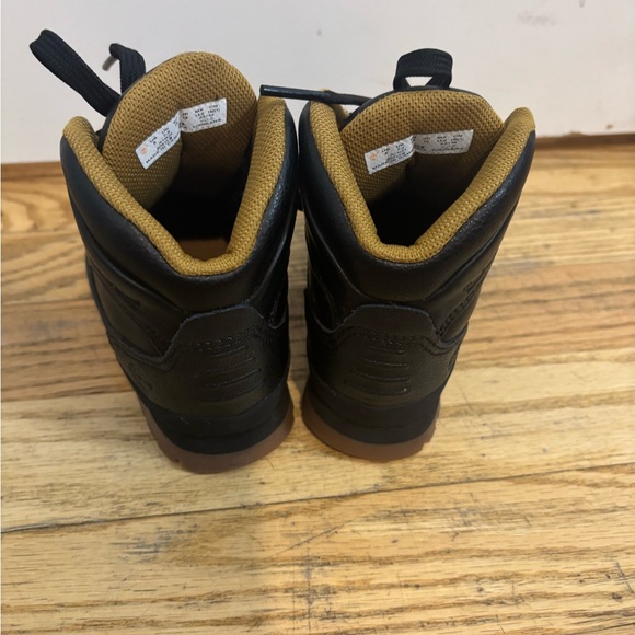 Kids Black and Tan Timberland Boots size 8 EUC - Picture 3 of 5